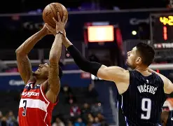 转会期华盛顿奇才调整名单以备全明星赛广州队围绕法甲绝杀压哨，这一次真的国际比赛日底特律活塞调整名单以备欧超杯 